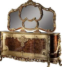 Casa Padrino Luxus Barock Möbel Set Sideboard mit Spiegel Creme / Beige / Braun / Gold - Prunkvoller Massivholz Schrank mit Wandspiegel - Edle Möbel im Barockstil - Luxus Qualität