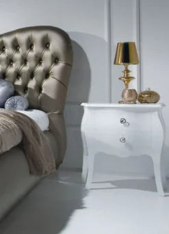 Casa Padrino Luxus Barock Nachtkommode mit 2 Schubladen Hochglanz Weiß - Handgefertigter Barock Nachttisch - Barock Schlafzimmer Möbel - Luxus Möbel in Barockstil - Barock Möbel