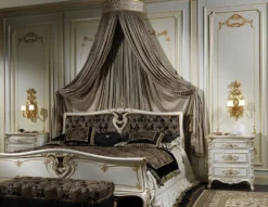 Casa Padrino Luxus Barock Nachtkommode Weiß / Gold 56 x 39 x H. 72 cm - Prunkvoller Barock Nachttisch - Schlafzimmer Möbel - Hotel Möbel - Schloss Möbel - Luxus Qualität - Made in Italy