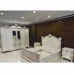 Casa Padrino Luxus Barock Nachtkommode mit 3 Schubladen Weiß / Gold - Barock Möbel