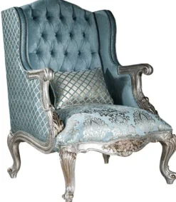 Casa Padrino Luxus Barock Ohrensessel Hellblau / Silber / Gold 77 x 80 x H. 113 cm - Wohnzimmer Sessel mit elegantem Muster und dekorativem Kissen - Barock Wohnzimmer Möbel