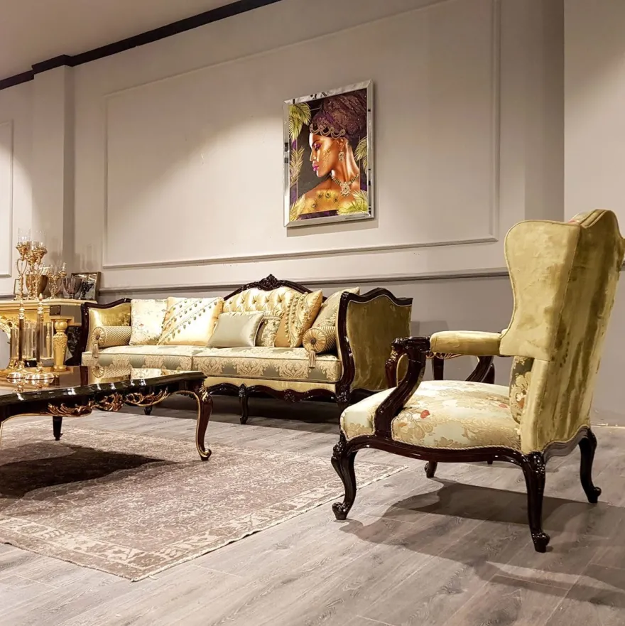 Casa Padrino Luxus Barock Ohrensessel Gold / Mehrfarbig / Schwarz - Prunkvoller Wohnzimmer Sessel mit elegantem Muster - Barock Möbel
