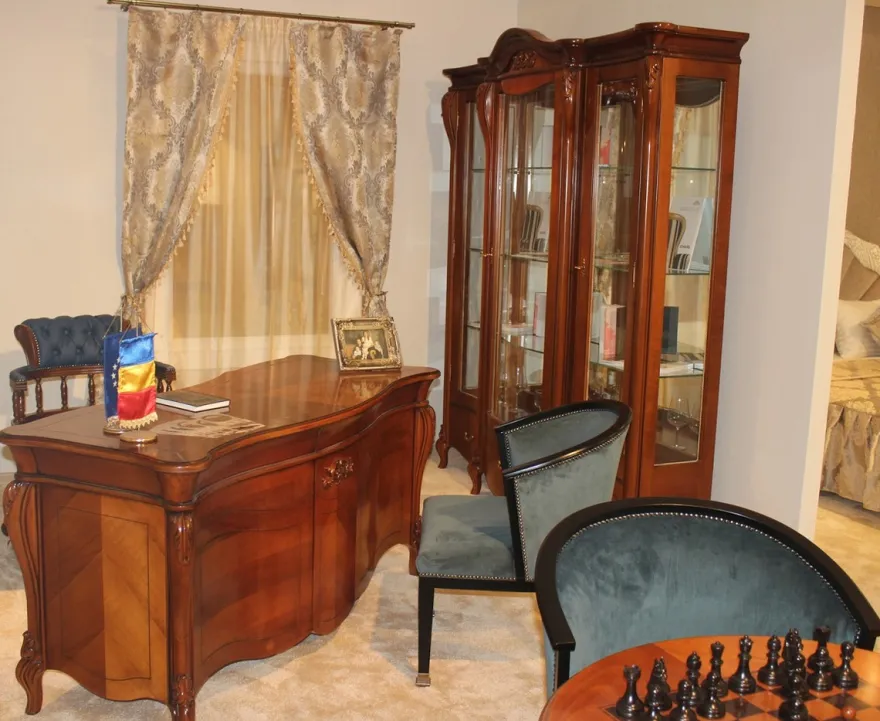 Casa Padrino Luxus Barock Schreibtisch Braun 166 cm - Barockstil Büro Möbel