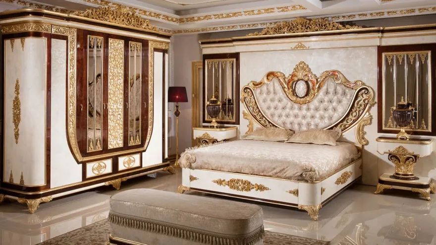 Casa Padrino Luxus Barock Schlafzimmer Set Gold / Weiß / Braun / Gold - 1 Doppelbett mit Kopfteil & 2 Nachtkommoden - Schlafzimmer Möbel im Barockstil - Edel & Prunkvoll