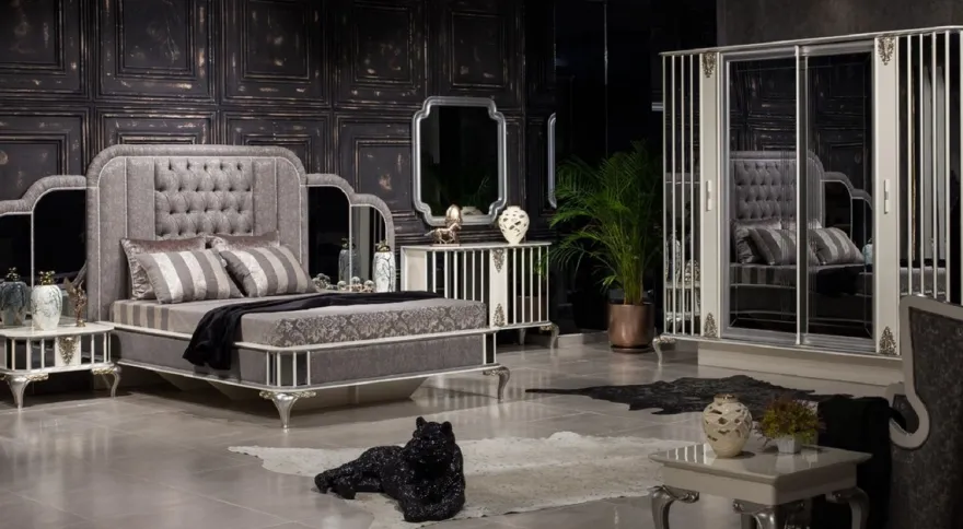 Casa Padrino Luxus Barock Schlafzimmerschrank Weiß / Grau / Silber - Verspiegelter Massivholz Kleiderschrank im Barockstil - Barock Schlafzimmer Möbel - Edel & Prunvoll