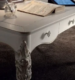 Casa Padrino Luxus Barock Sekretär mit 3 Schubladen Weiß / Silber - Handgefertigter Schreibtisch im Barockstil - Barock Büro Möbel - Luxus Möbel im Barockstil - Luxus Qualität - Made in Italy