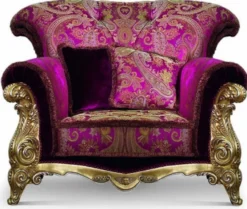 Casa Padrino Luxus Barock Sessel Lila / Gold - Barockstil Wohnzimmer Sessel mit elegantem Muster - Barock Möbel - Barock Wohnzimmer & Hotel Möbel - Luxus Qualität - Made in Italy