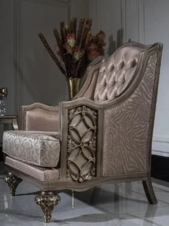 Casa Padrino Luxus Barock Sessel Rosa / Silber - Handgefertigter Barockstil Sessel mit elegantem Muster und dekorativem Kissen - Prunkvolle Barock Wohnzimmer Möbel