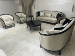 Casa Padrino Luxus Barock Sessel Gold / Schwarz - Barockstil Wohnzimmer Sessel - Barockstil Wohnzimmer Möbel - Luxus Möbel im Barockstil - Barock Einrichtung - Edel & Prunkvoll