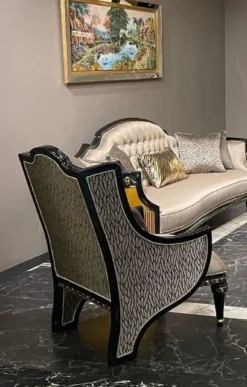 Casa Padrino Luxus Barock Sessel Gold / Schwarz / Gold - Prunkvoller Wohnzimmer Sessel - Barockstil Wohnzimmer Möbel - Luxus Möbel im Barockstil - Barock Einrichtung - Edel & Prunkvoll