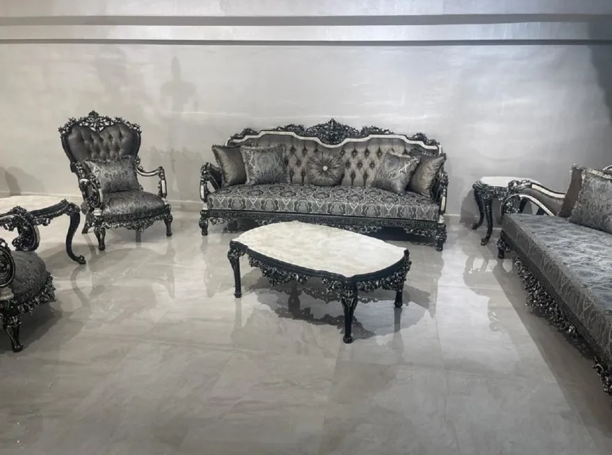 Casa Padrino Luxus Barock Sessel Silber / Weiß / Schwarz / Gold - Prunkvoller Wohnzimmer Sessel - Barockstil Wohnzimmer Möbel - Luxus Möbel im Barockstil - Barock Möbel - Barock Einrichtung