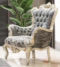 Casa Padrino Luxus Barock Sessel Grau / Antik Weiß / Gold - Prunkvoller Wohnzimmer Sessel mit elegantem Muster - Luxus Wohnzimmer Möbel im Barockstil - Barock Möbel - Barock Einrichtung