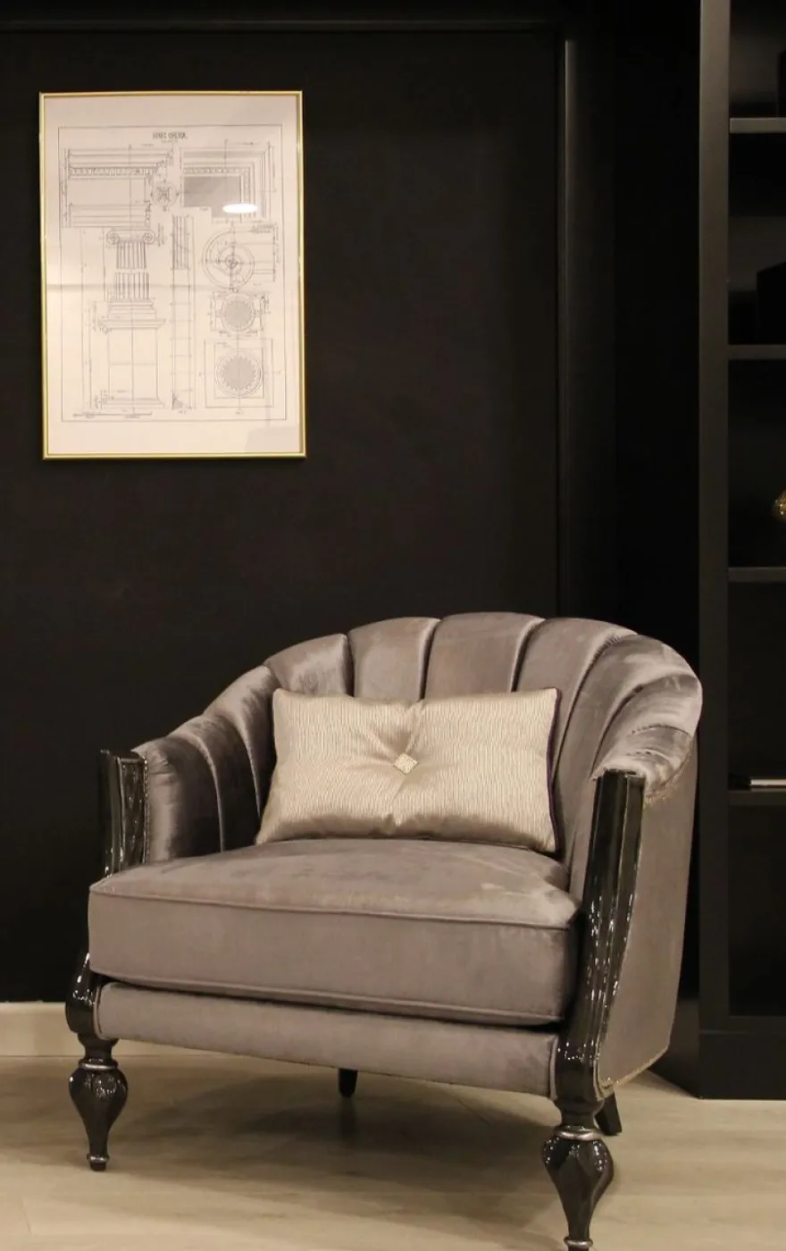 Casa Padrino Luxus Barock Sessel Grau / Schwarz / Silber 83 x 85 x H. 85 cm - Wohnzimmer Sessel mit edlem Samtstoff - Barock Möbel
