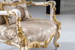 Casa Padrino Luxus Barock Sessel Silber / Beige / Schwarz / Weiß / Gold - Prunkvoller Wohnzimmer Sessel mit Glitzersteinen - Barockstil Wohnzimmer Möbel - Luxus Möbel im Barockstil