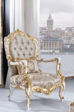 Casa Padrino Luxus Barock Sessel Silber / Beige / Schwarz / Weiß / Gold - Prunkvoller Wohnzimmer Sessel mit Glitzersteinen - Barockstil Wohnzimmer Möbel - Luxus Möbel im Barockstil