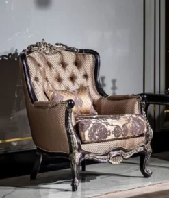 Casa Padrino Luxus Barock Sessel Gold / Lila - Prunkvoller Wohnzimmer Sessel mit Muster und dekorativem Kissen - Barock Wohnzimmer Möbel