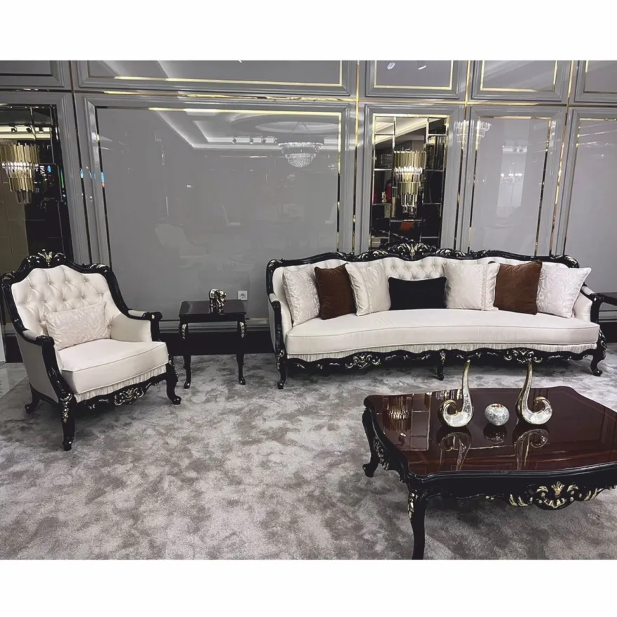 Casa Padrino Luxus Barock Sessel Creme / Schwarz / Gold H. 105 cm - Barock Möbel