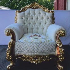 Casa Padrino Luxus Barock Sessel Weiß / Braun / Gold H. 120 cm - Barock Möbel