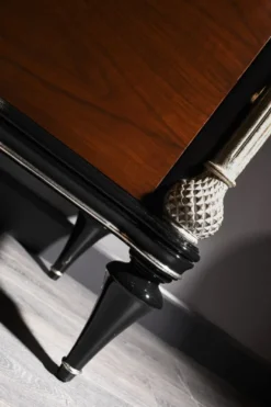 Casa Padrino Luxus Barock Sideboard Braun / Schwarz / Silber - Edler Massivholz Schrank mit 4 Türen - Barock Möbel