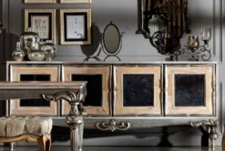 Casa Padrino Luxus Barock Sideboard mit 4 Türen Naturfarben / Schwarz / Silber - Edler Massivholz Schrank im Barockstil - Barock Möbel