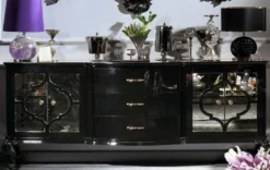 Casa Padrino Luxus Barock Sideboard Schwarz / Gold - Prunkvoller Massivholz Schrank mit 4 Türen und 3 Schubladen - Barock Möbel