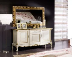 Casa Padrino Luxus Barock Sideboard Weiß / Gold - Handgefertigter Massivholz Schrank mit 3 Türen und Schublade - Luxus Möbel im Barockstil - Luxus Qualität - Made in Italy
