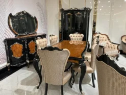 Casa Padrino Luxus Barock Sideboard mit Spiegel Braun / Schwarz / Silber - Luxus Möbel Möbel im Barockstil - Barock Möbel - Barock Einrichtung - Edel & Prunkvoll