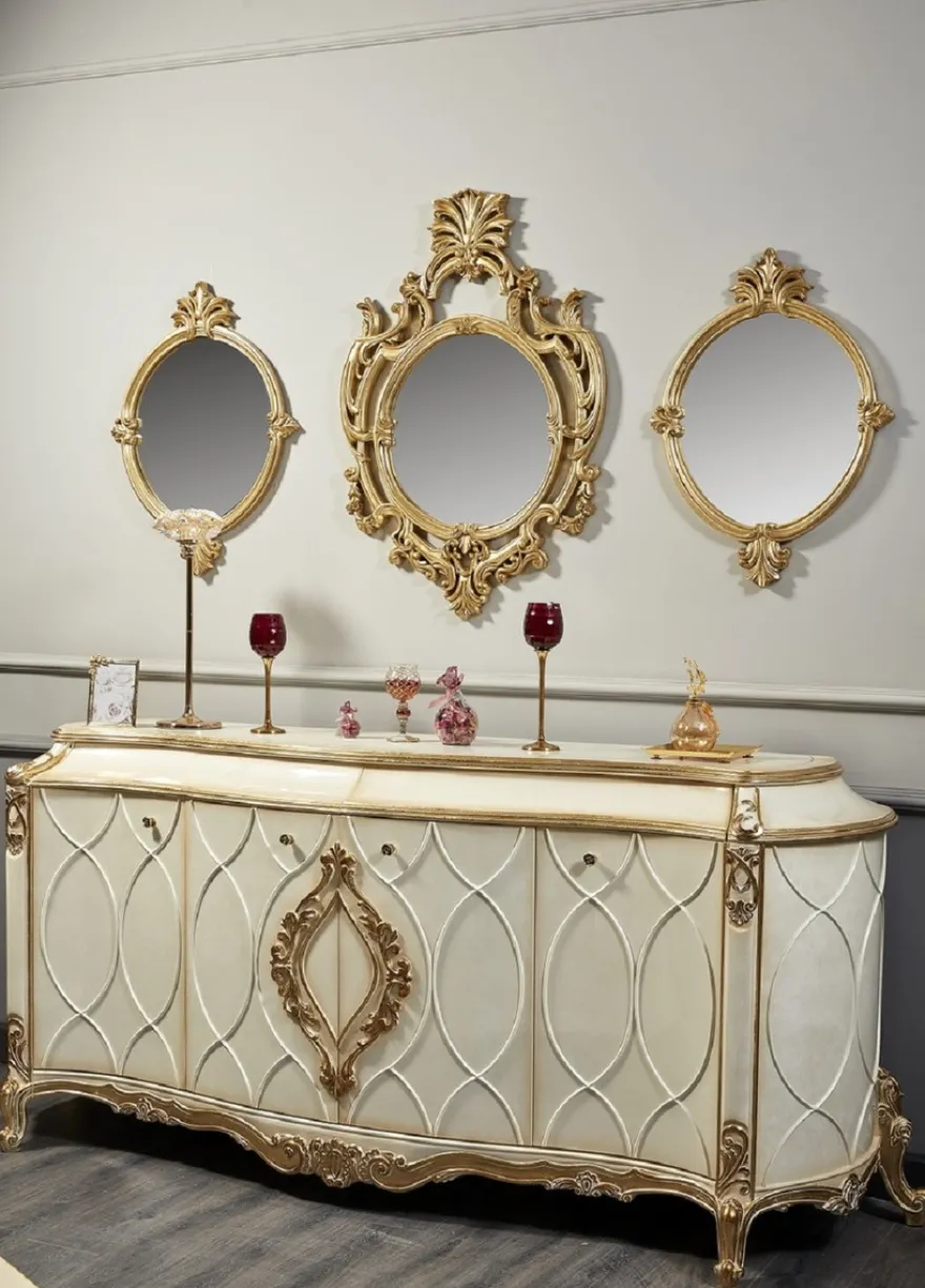Casa Padrino Luxus Barock Sideboard Weiß / Antik Gold - Prunkvoller Massivholz Schrank mit 4 Türen und 2 Schubladen - Barock Möbel