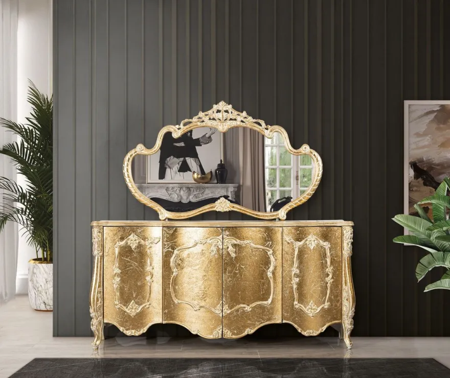 Casa Padrino Luxus Barock Sideboard Antik Gold - Barockstil Massivholz Schrank mit 4 Türen - Luxus Esszimmer Möbel im Barockstil - Barock Esszimmer Möbel - Barock Küchen Möbel