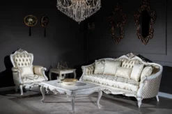 Casa Padrino Luxus Barock Sofa Gold / Antik Weiß / Gold 250 x 90 x H. 112 cm - Wohnzimmer Sofa mit elegantem Muster und dekorativen Kissen - Barock Wohnzimmer Möbel