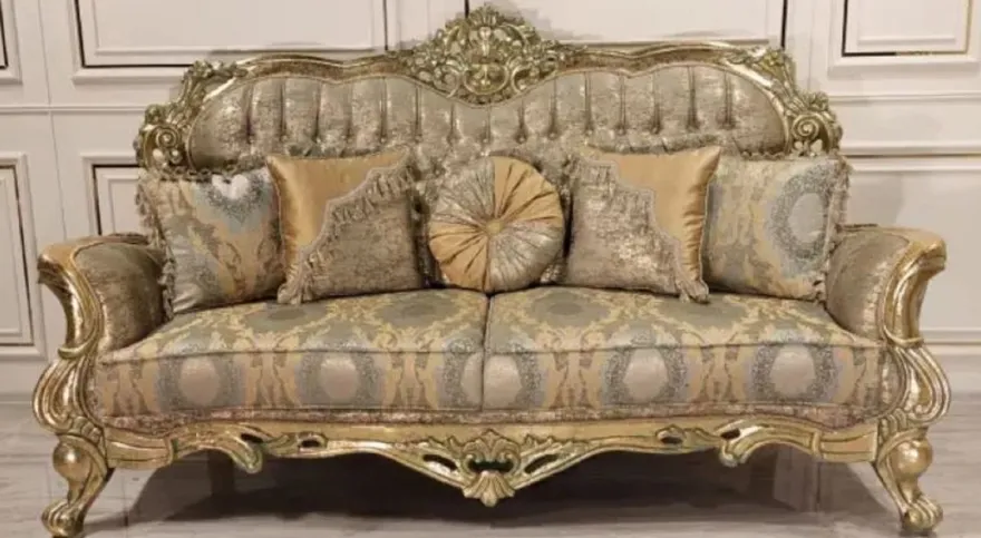 Casa Padrino Luxus Barock Sofa Gold / Grün / Gold - Prunkvolles Wohnzimmer Sofa mit elegantem Muster - Barock Wohnzimmer Möbel