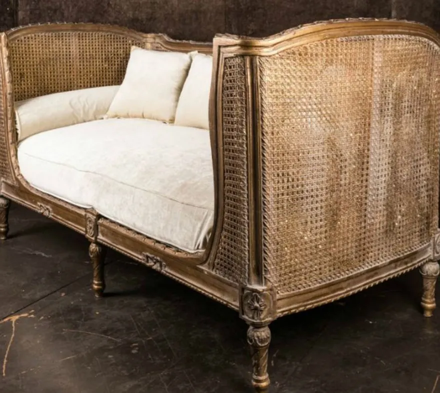 Casa Padrino Luxus Barock Sofa mit Kissen Braun / Elfenbeinfarben 187 x 89 x H. 103 cm - Handgefertigtes Sofa im Antik Stil - Wohnzimmer Möbel