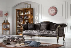 Casa Padrino Luxus Barock Sofa Grau / Schwarz / Gold - Edles Wohnzimmer Sofa mit elegantem Muster - Barock Möbel - Luxus Qualität - Made in Italy