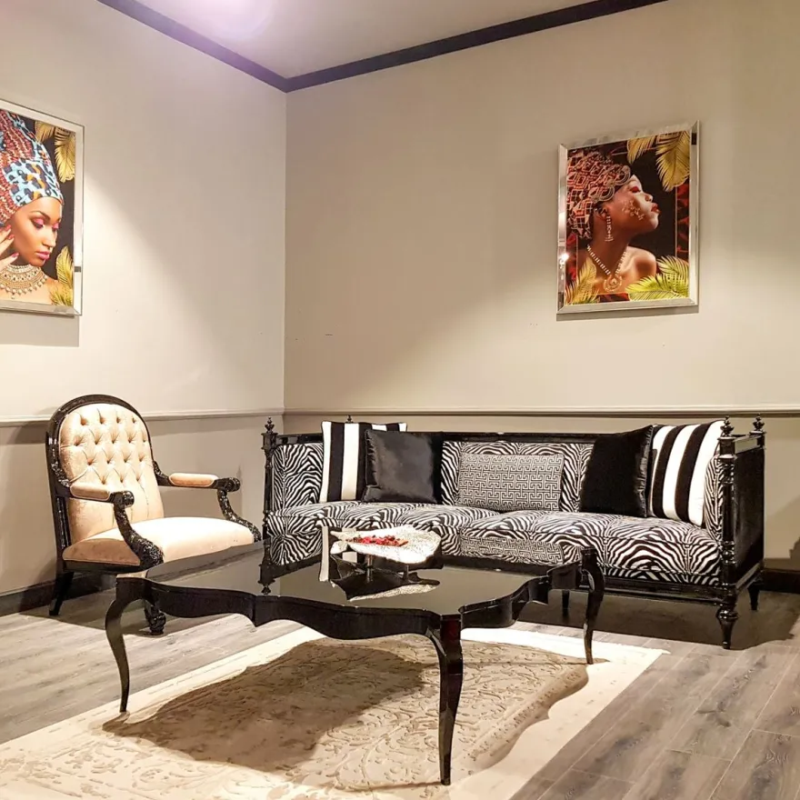 Casa Padrino Luxus Barock Sofa Zebra / Schwarz - Handgefertigtes Wohnzimmer Sofa im Barockstil - Edle Barock Wohnzimmer Möbel
