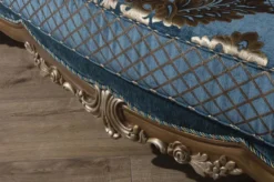 Casa Padrino Luxus Barock Sofa Blau / Gold 260 x 90 x H. 125 cm - Prunkvolles Wohnzimmer Sofa mit elegantem Muster und dekorativen Kissen - Barock Möbel