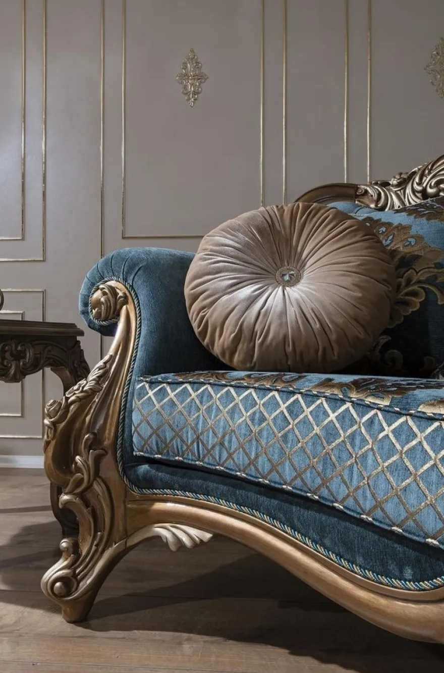 Casa Padrino Luxus Barock Sofa Blau / Gold 260 x 90 x H. 125 cm - Prunkvolles Wohnzimmer Sofa mit elegantem Muster und dekorativen Kissen - Barock Möbel