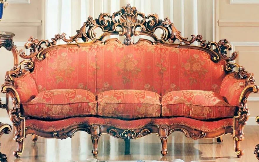 Casa Padrino Luxus Barock Sofa Rot / Braun / Gold - Prunkvolles Wohnzimmer Sofa mit elegantem Muster - Barock Wohnzimmer & Hotel Möbel - Erstklassische Qualität - Made in Italy