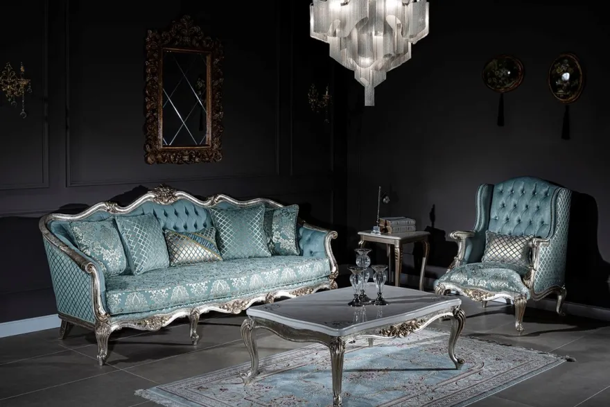 Casa Padrino Luxus Barock Sofa Hellblau / Silber / Gold 238 x 85 x H. 106 cm - Wohnzimmer Sofa mit elegantem Muster und dekorativen Kissen - Barock Wohnzimmer Möbel
