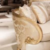 Casa Padrino Luxus Barock Sofa Beige / Gold - Prunkvolles Wohnzimmer Sofa - Barockstil Wohnzimmer Möbel - Luxus Möbel im Barockstil - Barock Einrichtung - Edel & Prunkvoll