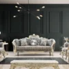Casa Padrino Luxus Barock Sofa Grau / Antik Weiß / Gold - Barockstil Wohnzimmer Sofa mit elegantem Muster - Luxus Wohnzimmer Möbel im Barockstil - Barock Möbel - Barock Einrichtung
