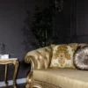 Casa Padrino Luxus Barock Sofa Gold / Weiß 268 x 110 x H. 87 cm - Prunkvolles Wohnzimmer Sofa mit dekorativen Kissen - Wohnzimmer Möbel im Barockstil