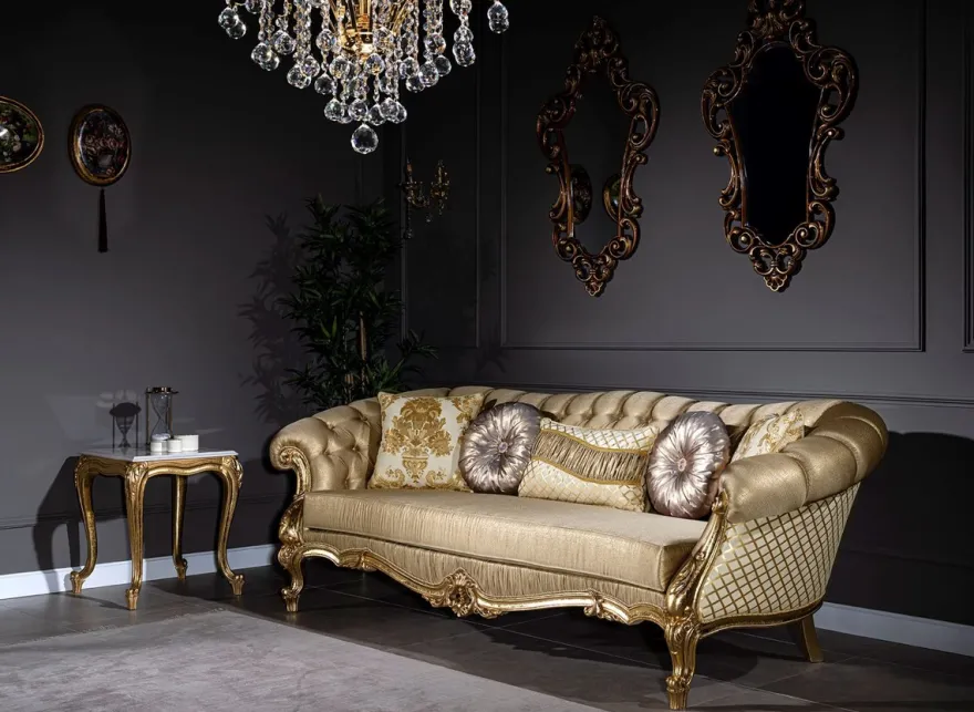 Casa Padrino Luxus Barock Sofa Gold / Weiß 268 x 110 x H. 87 cm - Prunkvolles Wohnzimmer Sofa mit dekorativen Kissen - Wohnzimmer Möbel im Barockstil