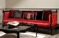 Casa Padrino Luxus Barock Sofa Rot / Schwarz - Handgefertigtes Wohnzimmer Sofa im Barockstil - Edle Barock Wohnzimmer Möbel
