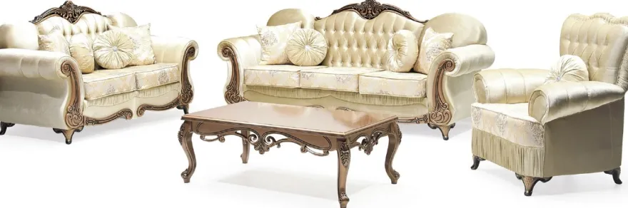 Casa Padrino Luxus Barock Sofa Gold / Kupfer - Prunkvolles Wohnzimmer Sofa mit elegantem Muster und Glitzersteinen - Wohnzimmer Möbel im Barockstil - Barock Möbel - Edel & Prunkvoll