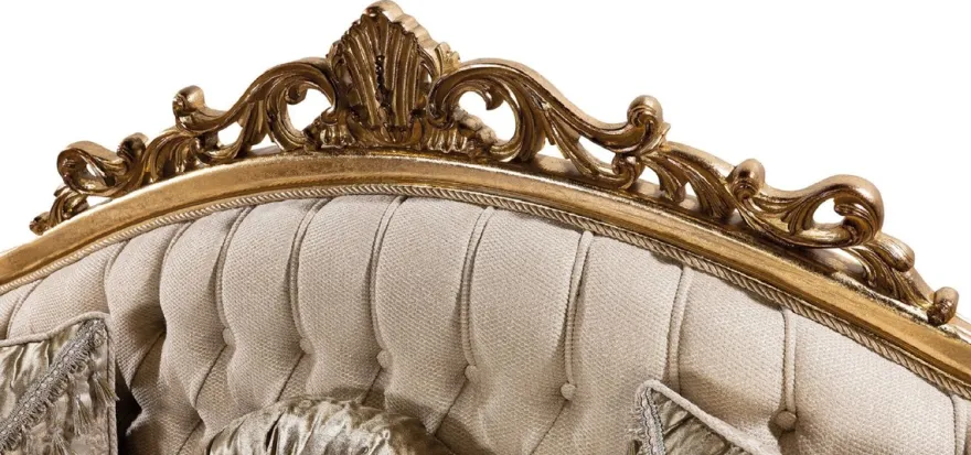 Casa Padrino Luxus Barock Sofa Gold Muster / Antik Gold - Barockstil Wohnzimmer Sofa mit elegantem Muster - Luxus Wohnzimmer Möbel im Barockstil - Barock Einrichtung - Barock Möbel