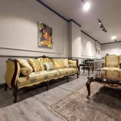 Casa Padrino Luxus Barock Sofa Gold / Silber / Schwarz - Prunkvolles Wohnzimmer Sofa mit elegantem Muster - Barock Möbel