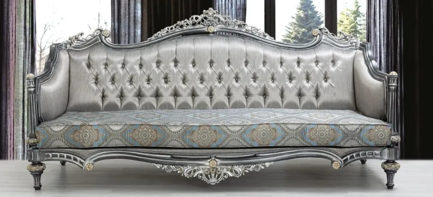 Casa Padrino Luxus Barock Sofa Silber / Türkis / Gold 248 x 96 x H. 118 cm - Prunkvolles Massivholz Wohnzimmer Sofa mit elegantem Muster und dekorativen Kissen - Barock Wohnzimmer Möbel