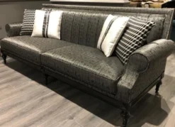 Casa Padrino Luxus Barock Sofa Silber / Schwarz - Edles Wohnzimmer Sofa im Barockstil - Barock Wohnzimmer Möbel