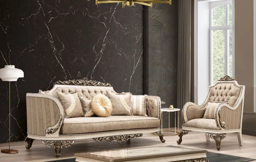 Casa Padrino Luxus Barock Sofa Beige / Cremefarben / Braun / Gold - Prunkvolles Wohnzimmer Sofa mit elegantem Muster - Barock Wohnzimmer Möbel