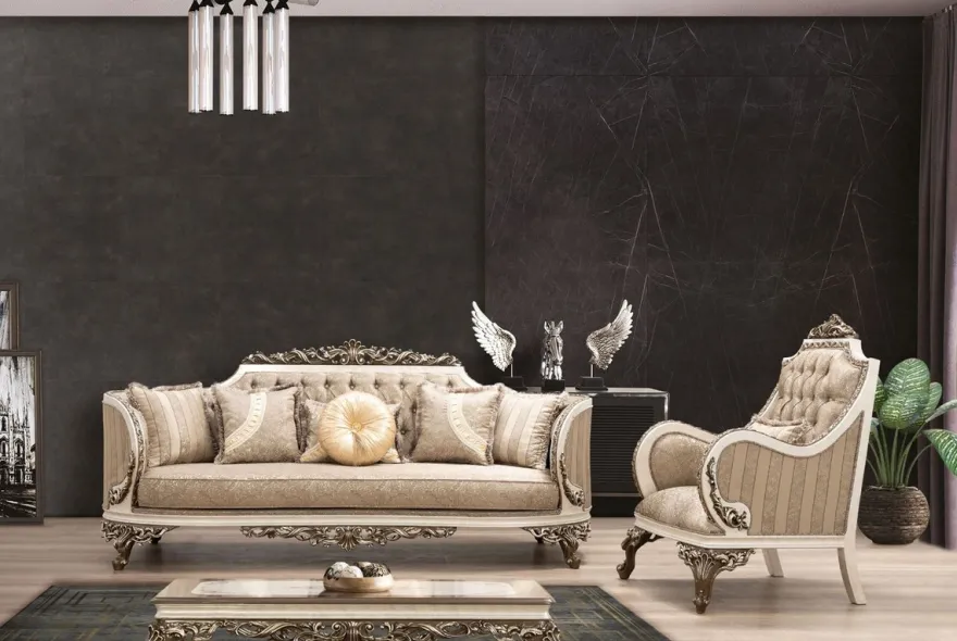 Casa Padrino Luxus Barock Sofa Beige / Cremefarben / Braun / Gold - Prunkvolles Wohnzimmer Sofa mit elegantem Muster - Barock Wohnzimmer Möbel